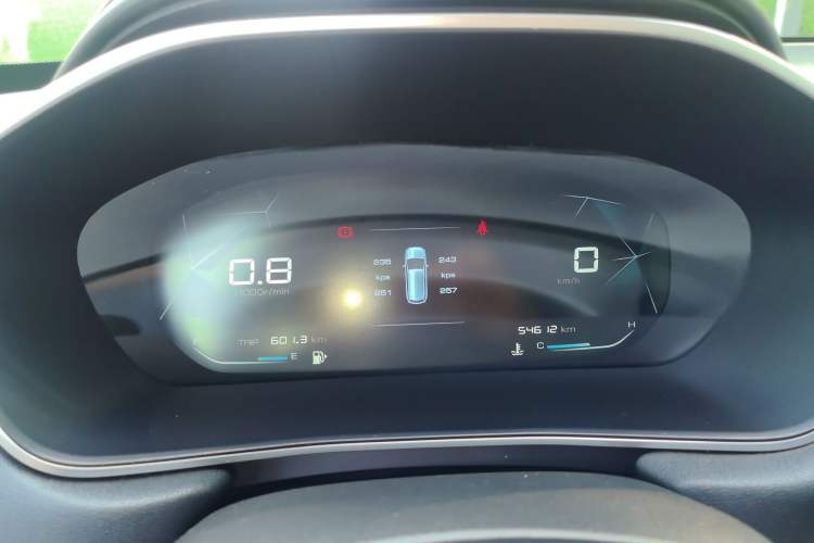 Used Baojun 530 2021 Global Car Anniversary Edition 1.5T Manual Luxury Model 6 Seats