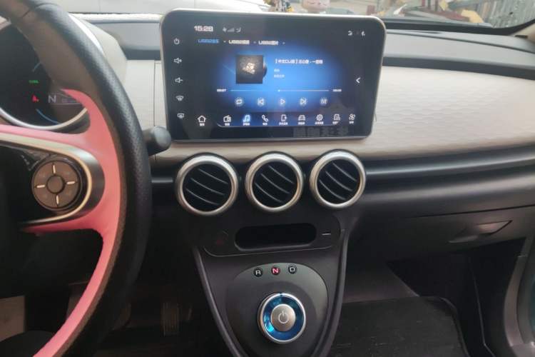 Used ORA Black Cat 2019 351 km Fun Edition Audio And AC Panel