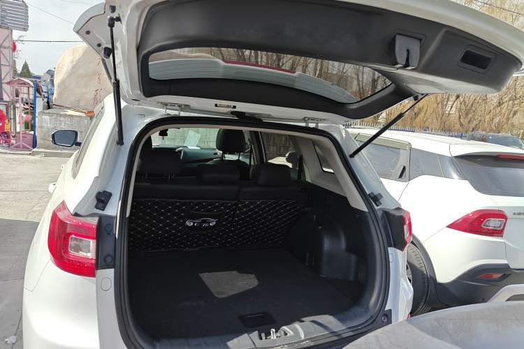 Used CHANGAN CS75 2017 Shangku Edition 1.5T Manual ZhiXiang Model
