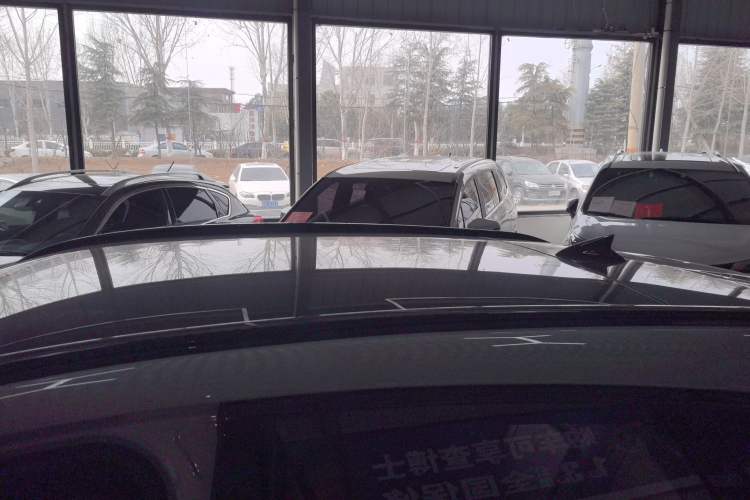 Used ARCFOX Alpha T5 2026 Model Range-Extended 1215 Yuanjing Smart Driving Version
