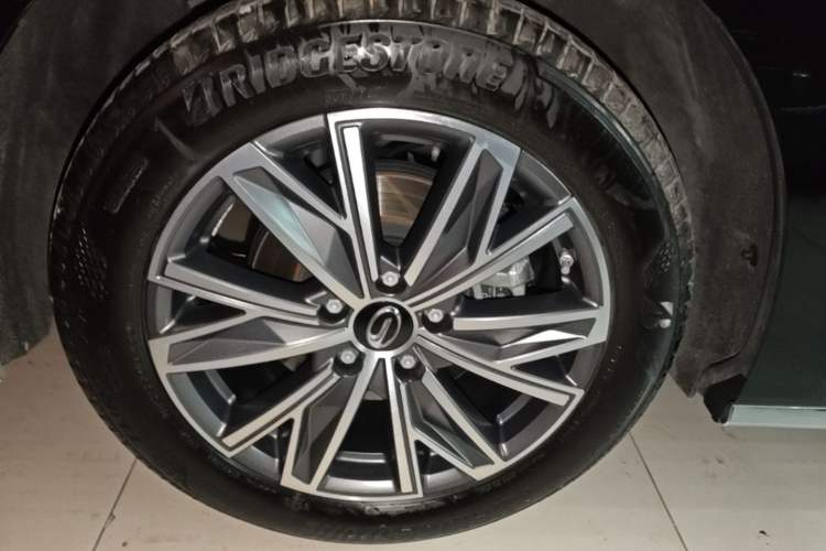 Used GAC Trumpchi M8 2024 Master Series 400T Prestige Edition
