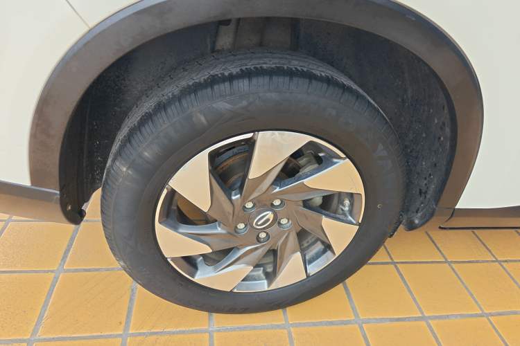 Used GAC Trumpchi GS4 2021 270T Automatic Elite Tech Edition Right Rear Wheel Hub