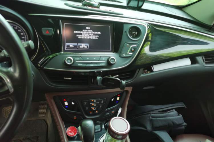 Used Buick Envision 2019 20T Two-Wheel Drive Luxury Version China VI Standard
