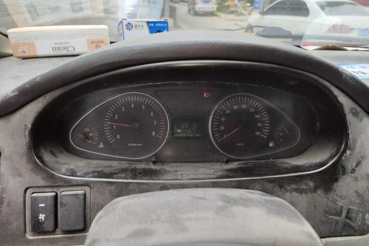 Used JAC Group Refine 2011 2.4L Colorful Journey Gasoline Standard Edition HFC4GA1-C