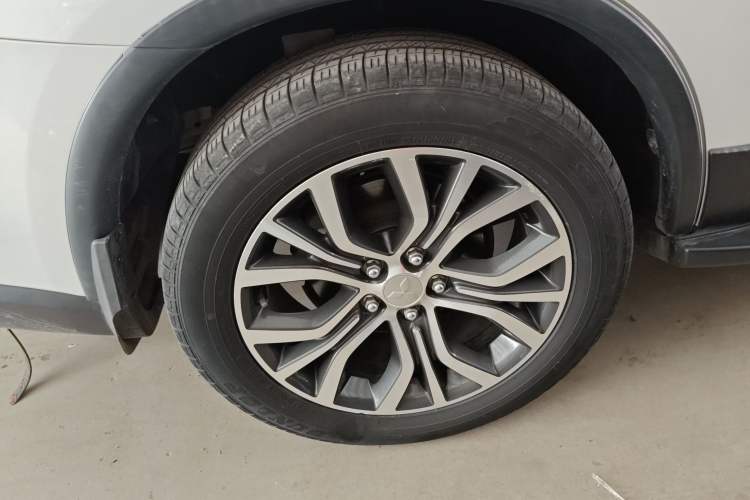 Used Mitsubishi Outlander 2016 2.4L 4x4 Luxury Edition 7-Seater
