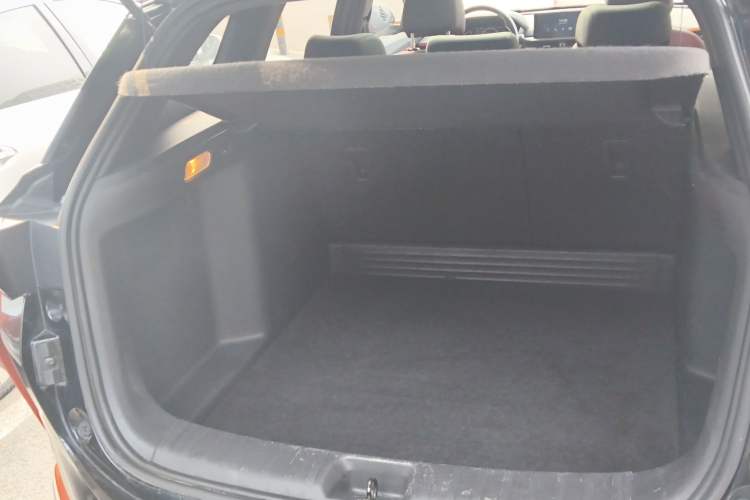 Used Dongfeng Aeolus Yixuan GS 2021 230T Automatic Zuiyao Wushu Edition Trunk