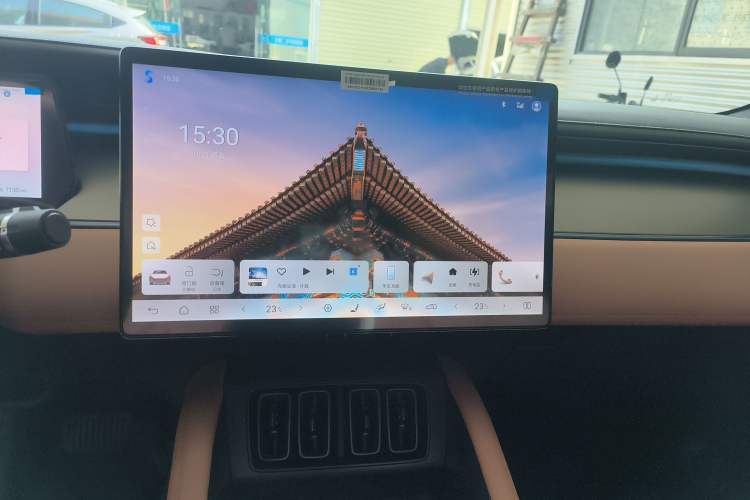 Used BYD Song L EV 2025 Intelligent Driving Version 662 km LiDAR Excellence Edition
