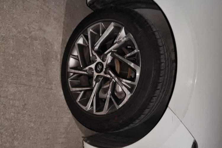 Used Hyundai Mistra 2021 1.8L CVT GLX Elite Edition