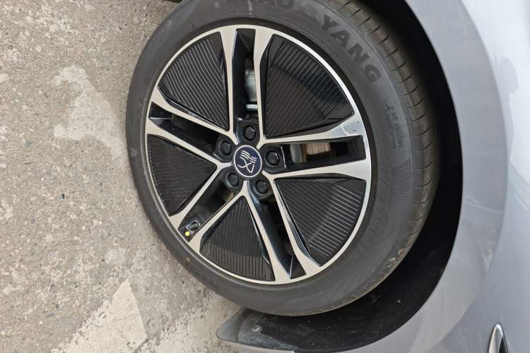 Used BYD Han 2020 EV Long-Range Luxury Model
