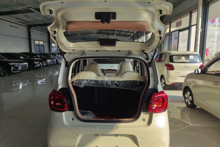 Used Wuling Hongguang MINIEV 2025 Four-Door Version Advanced Edition
