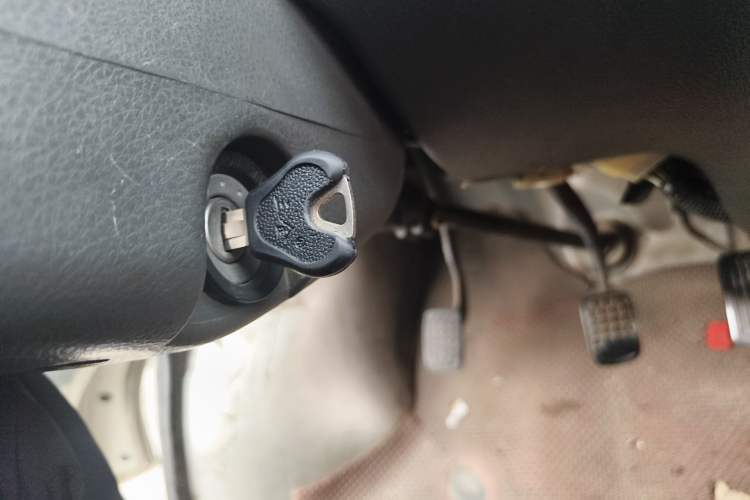 Used Wuling Zhiguang 2010 1.0L Liye Edition Vehicle Key