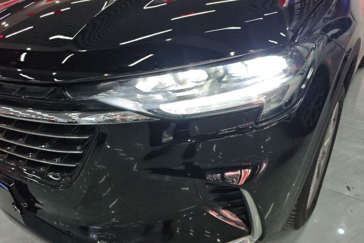 Used Buick Envision 2022 Encore Plus 652T Five-Seat Luxury Model
