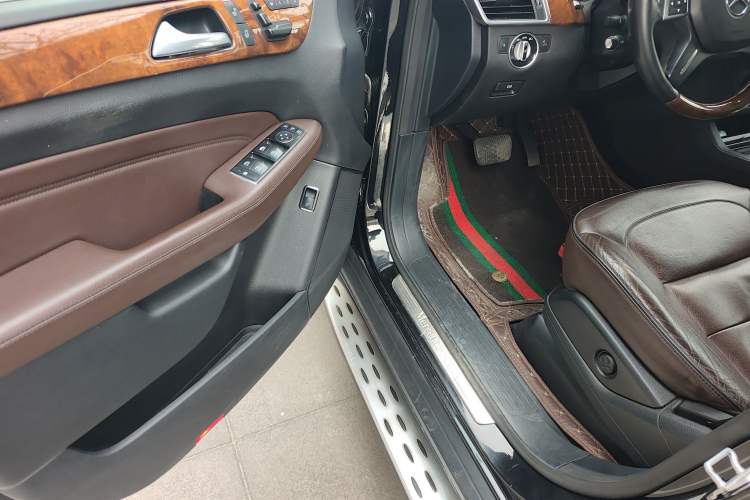 Used Mercedes-Benz M-Class 2012 ML 350 Luxury Edition