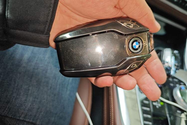 Used BMW X7 2019 xDrive40i Luxury M Sport Package Vehicle Key