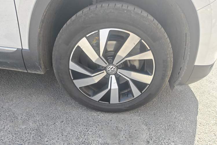 Used Volkswagen Tayron 2020 280TSI Two-Wheel Drive Luxury Connect Edition
