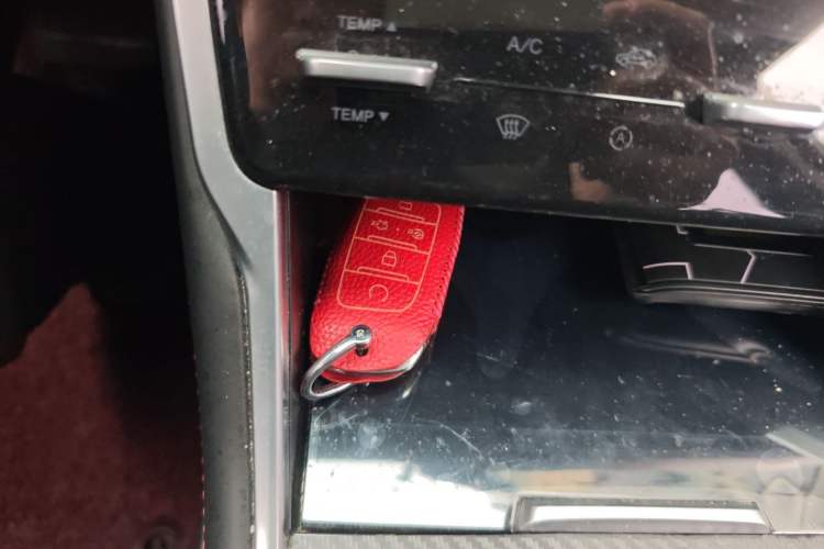 Used CHANGAN CS75 2018 280T Automatic Luxury Edition China V Standard
