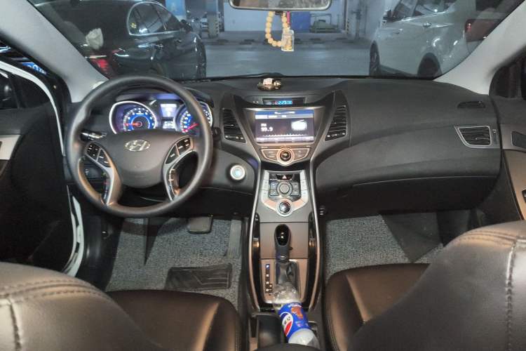 Used Hyundai Elantra (5th Generation / Langdong) 2016 1.6L Automatic Prestige Model
