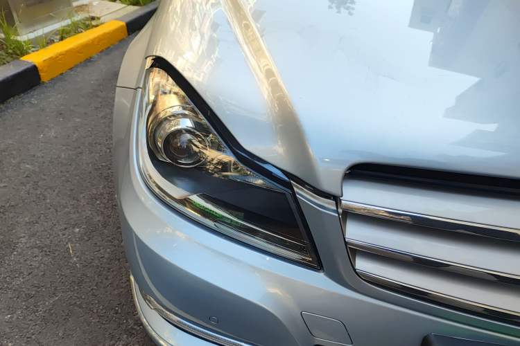 Used Mercedes-Benz C-Class 2011 C 200 Fashion Travel Edition