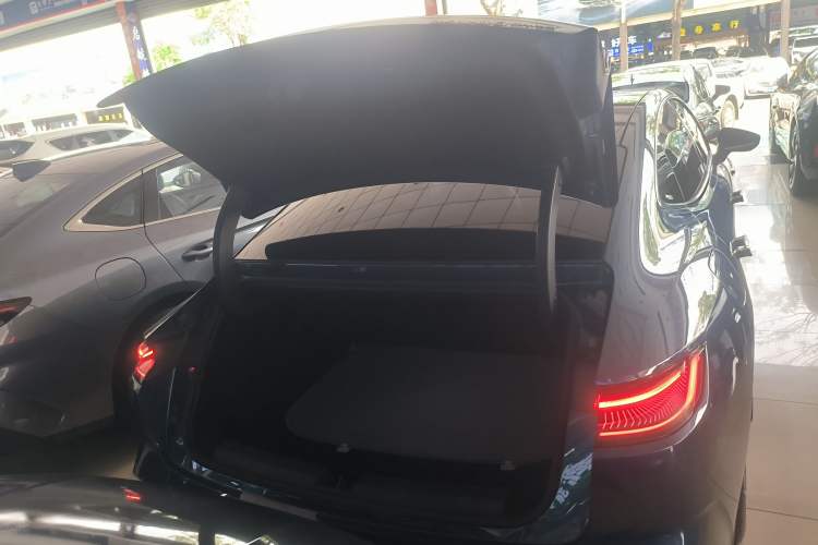 Used Geely Galaxy 8 2025 130km EM-P Starship Edition Trunk