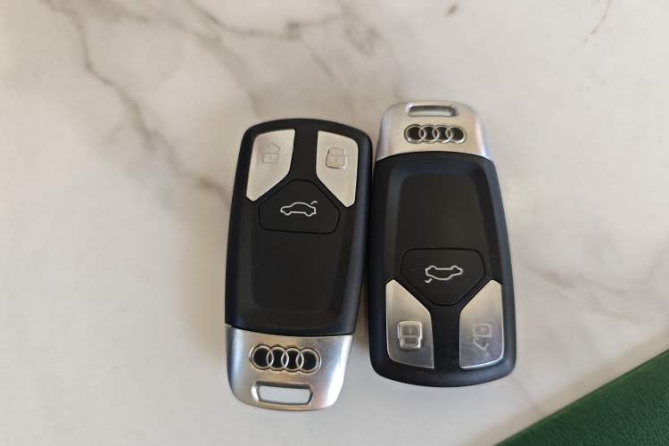 Used Audi A4L 2017 Plus 40 TFSI Fashion Model Interior 1