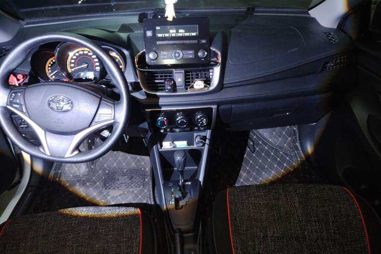 Used Toyota YARiS L Zhi Xuan 2022 1.5L CVT Leading PLUS Edition
