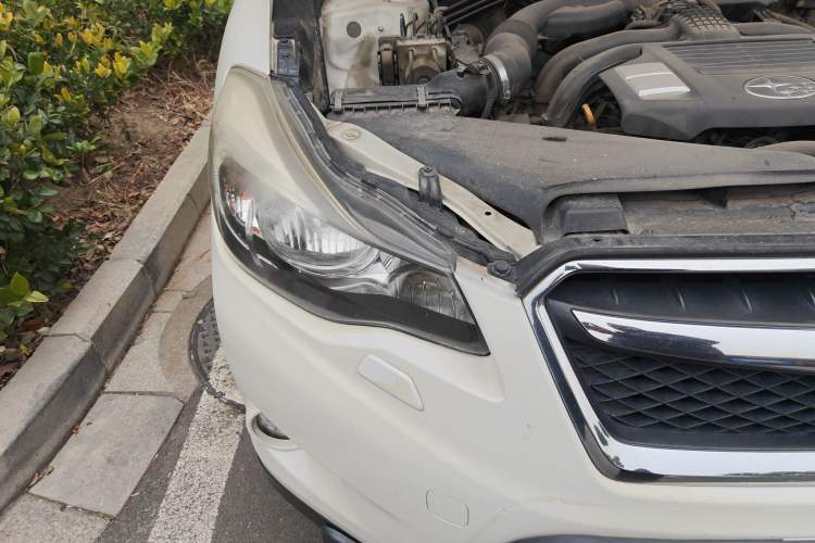 Used Subaru XV 2014 2.0i Luxury Edition Right Front Headlight