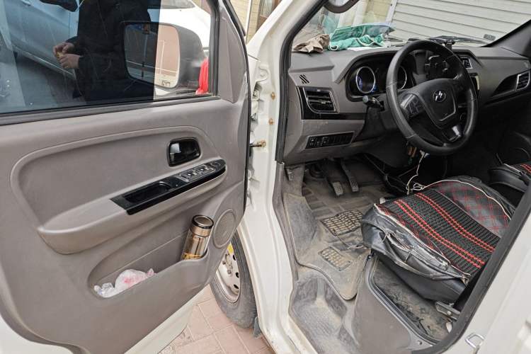 Used New Gonow Shuailing 2023 Standard Range with 41.64 kWh Lishen Power
