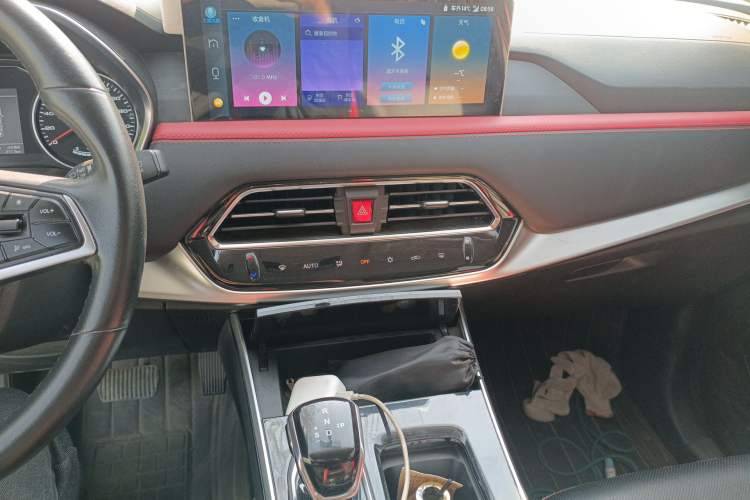 Used SOL X8 2021 300T DCT Prestige Smart Connect Edition 6 Seats