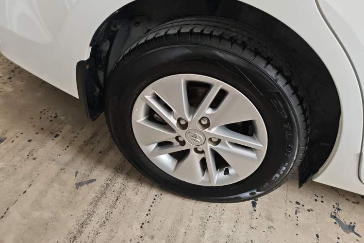 Used Toyota Corolla 2014 1.6L CVT GL-i