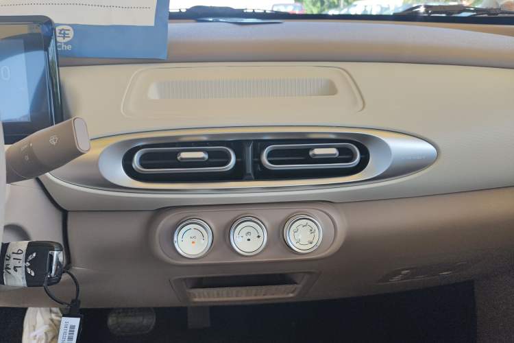 Used Wuling Hongguang MINIEV 2025 Four-Door Version Advanced Edition