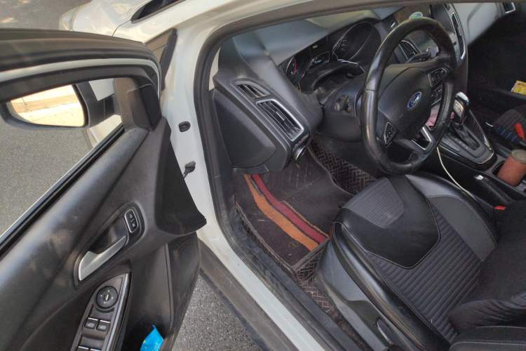 Used Ford Focus 2018 Hatchback Classic EcoBoost 180 Automatic Elite Model