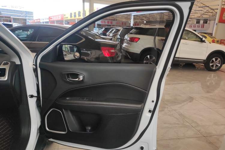 Used Jeep Compass 2017 200T Automatic Family Edition