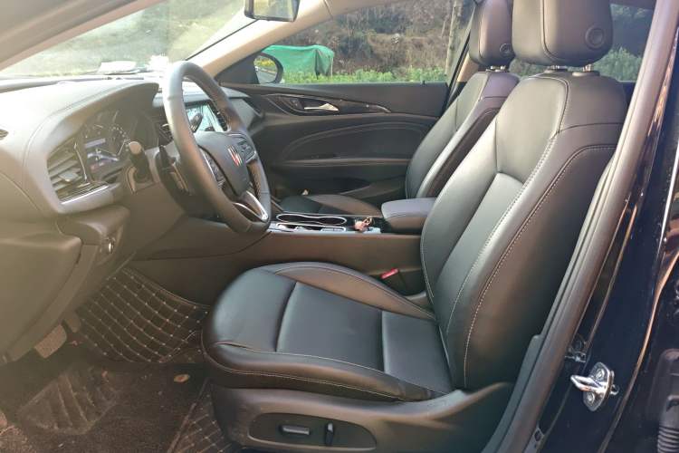 Used Buick Regal 2024 25T Deluxe Edition