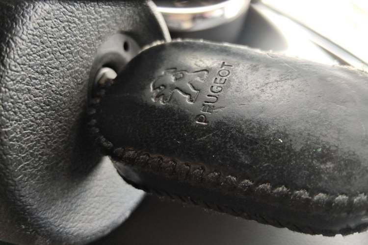 Used Peugeot 3008 2013 1.6THP Roland Garros Edition Vehicle Key