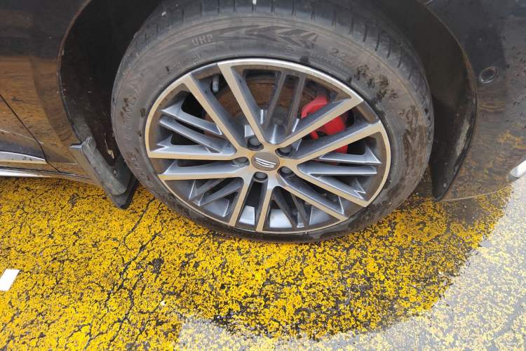 Used Geely Auto Preface 2021 2.0TD Luxury Version Right Front Wheel Hub