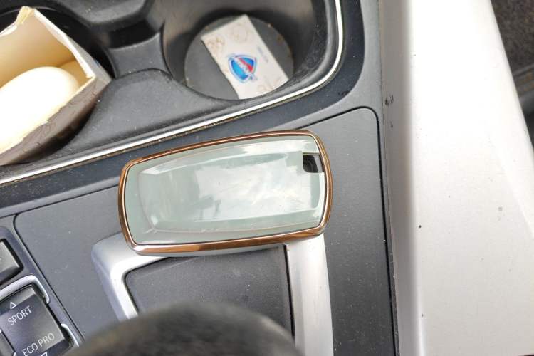 Used BMW 3 Series 2015 316i Active Edition Vehicle Key