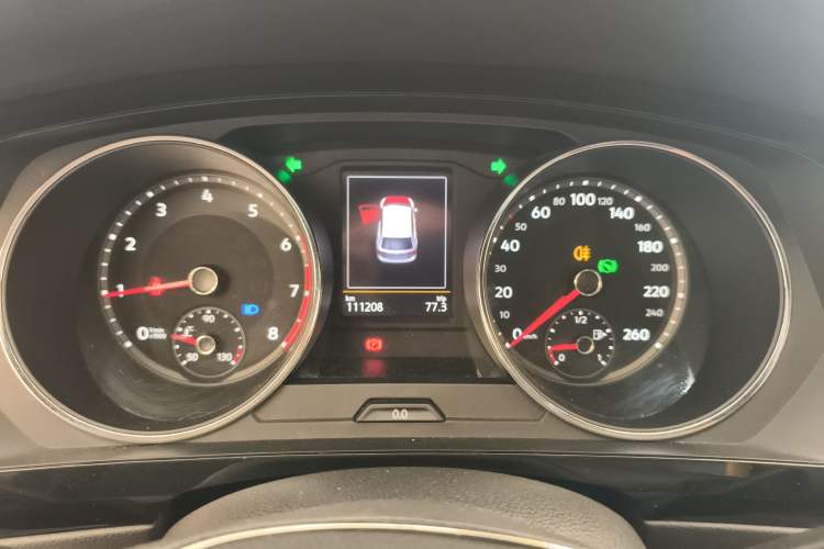 Used Volkswagen Tiguan L 2018 Revised Version 330TSI Automatic Two-Wheel Drive Comfort Edition Instrument Cluster