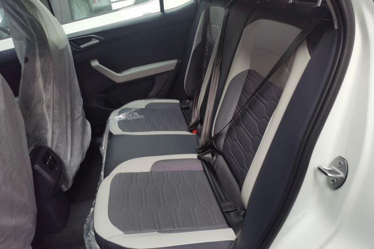 Used Volkswagen Tharu 2026 Model Xinrui 1.5L Ruiyi Edition Left Rear Seat