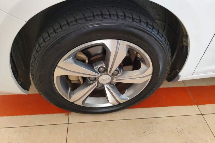 Used Geely Auto Emgrand GL 2018 1.4T Manual Elite Smart Connectivity Version