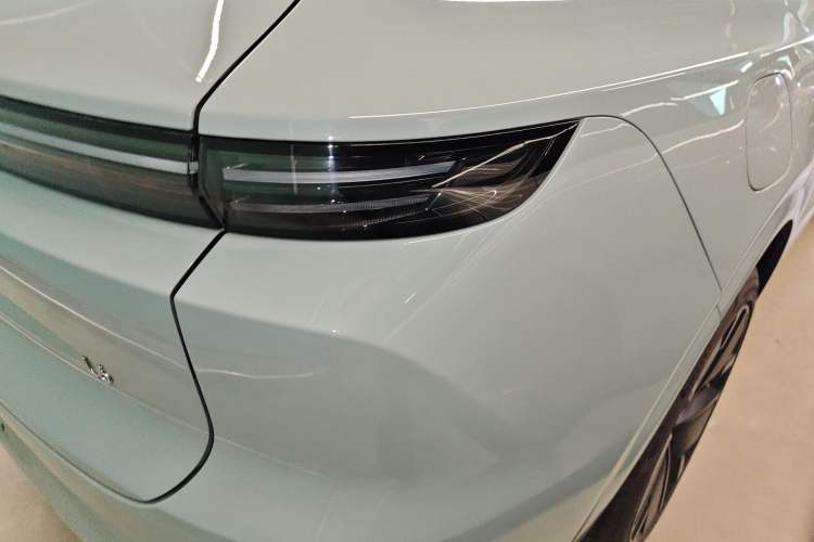 Used Li Auto L6 2025 Max Smart Refresh Edition Right Rear Taillight