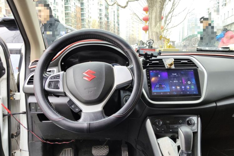 Used Suzuki S-Cross 2014 1.6L CVT Two-Wheel Drive Elite Version
