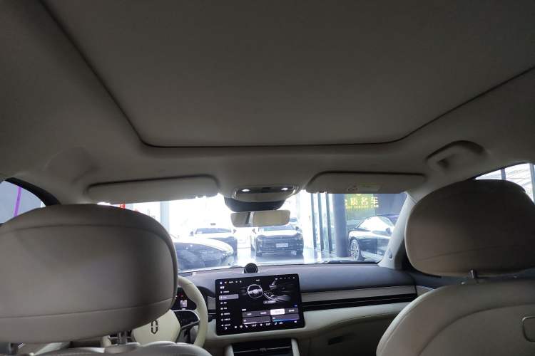 Used Hima AITO M7 2024 1.5T Intelligent Drive Rear-Drive Ultra Version 5 Seats Headliner