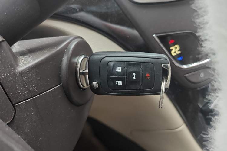 Used Buick Regal 2014 2.0L Leading Fashion Edition