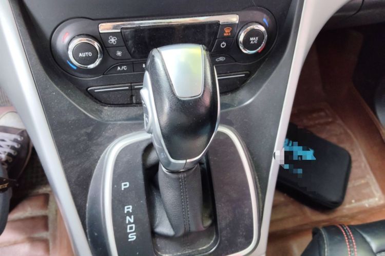 Used Ford Kuga 2015 1.5L GTDi Two-Wheel Drive Fashion Edition
