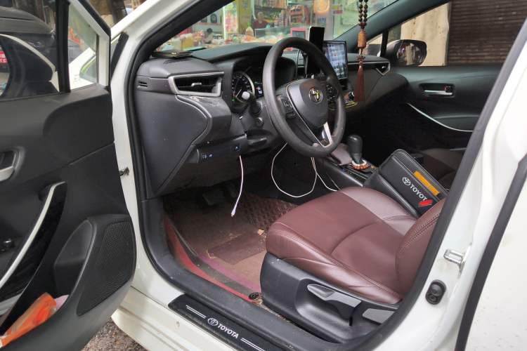 Used Toyota Levin 2022 Dual-Engine 1.8H E-CVT Luxury Edition Driver Seat