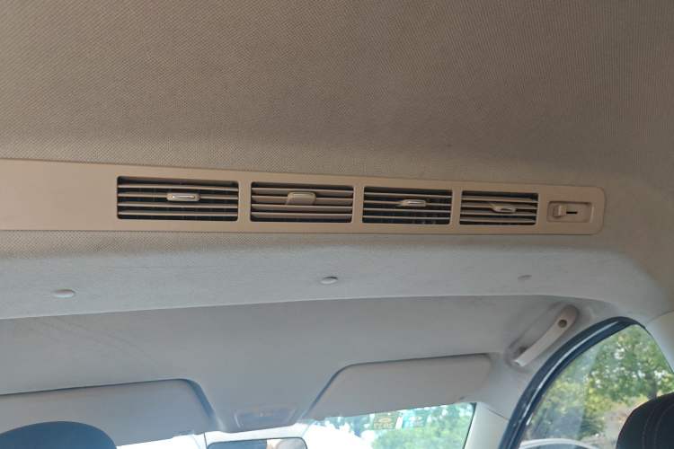 Used Lifan Auto Letu 2015 1.2L Commemorative Edition Standard Model
