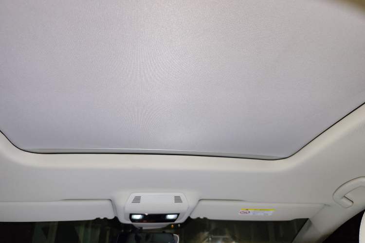 Used Volkswagen Viloran 2022 380TSI Prestige Edition Headliner