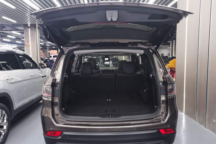 Used Jeep Grand Commander 2018 2.0T Four-Wheel Drive Prestige Edition China V
