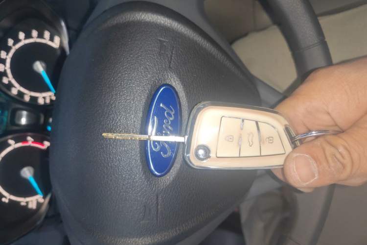 Used Ford Fiesta 2013 Sedan 1.5L Automatic Fashion Edition