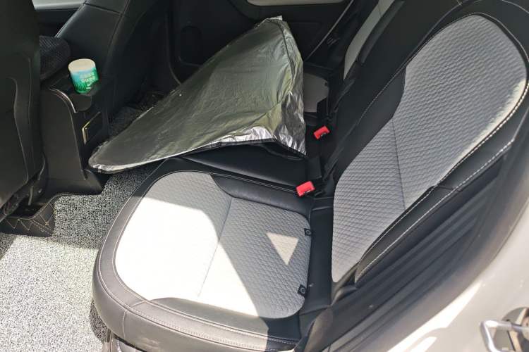 Used Skoda Yeti 2016 1.4TSI DSG Advanced Edition Left Rear Seat